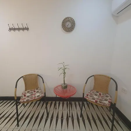 Pensión Room In Guest Room - Cm-4 Room In Cartagena